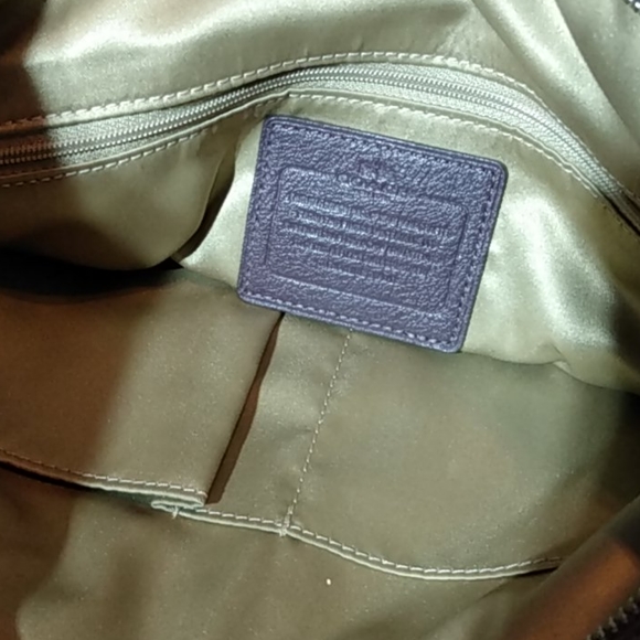 Coach - Picture 6 of 9